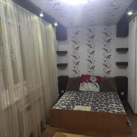 Eaa Apartamento Tiraspol Exterior foto