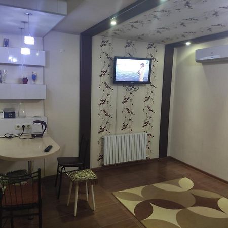 Eaa Apartamento Tiraspol Exterior foto